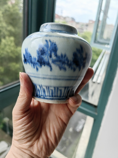 古玩陶瓷青花折枝花卉紋罐真品鑒賞圖
