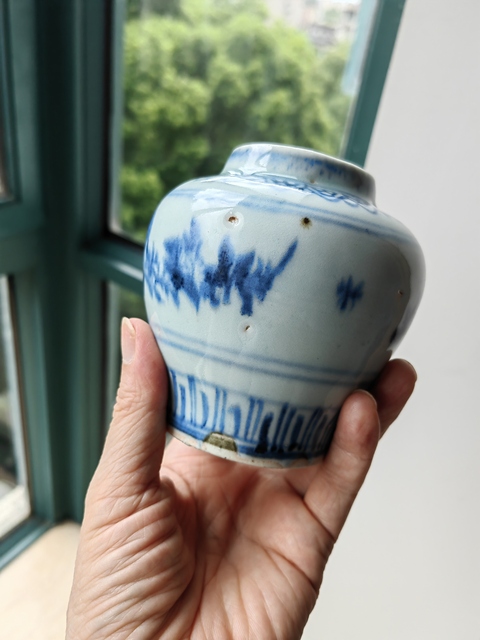 古玩陶瓷青花折枝花卉紋罐真品鑒賞圖