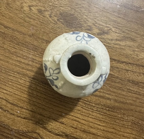 古玩陶瓷青花花卉紋雙系罐真品鑒賞圖
