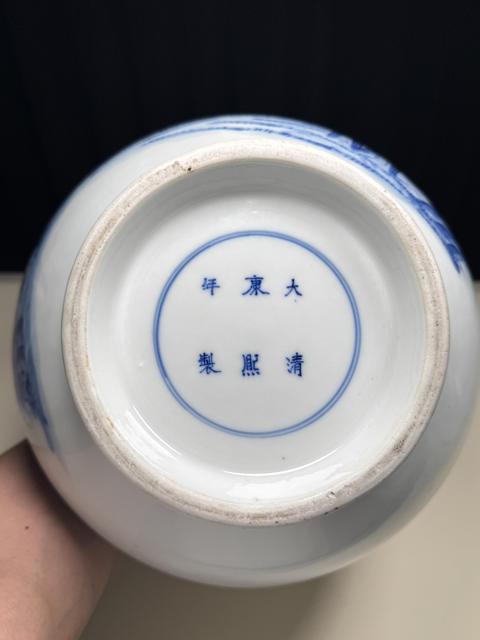 古玩陶瓷青花松鹿圖象耳尊真品鑒賞圖