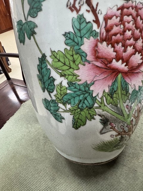 古玩陶瓷粉彩松鶴延年圖撇口瓶真品鑒賞圖
