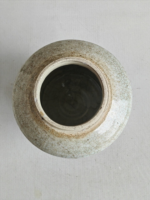 古玩陶瓷哥釉青花花卉紋罐拍賣，當前價格450元