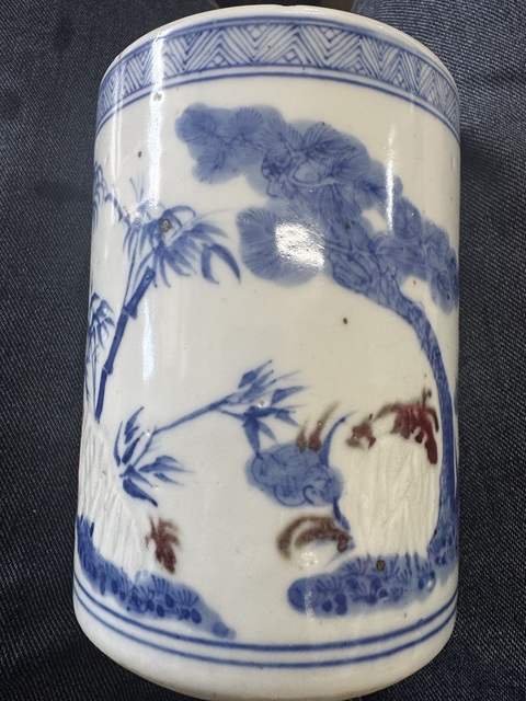 古玩陶瓷青花釉里紅筆筒真品鑒賞圖