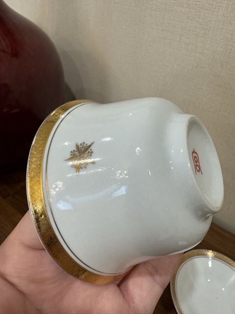 古玩陶瓷金釉蘭花紋蓋碗真品鑒賞圖