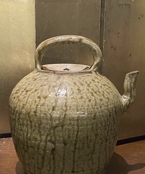 古玩陶瓷青釉提梁壺真品鑒賞圖