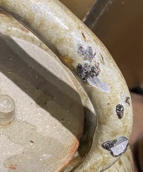 古玩陶瓷青釉提梁壺真品鑒賞圖