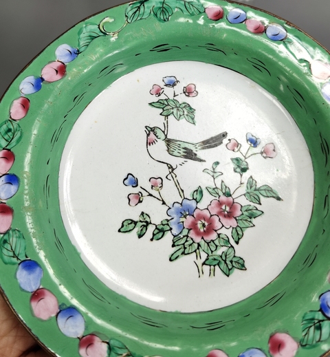 古玩陶瓷銅胎畫琺瑯花鳥紋盤真品鑒賞圖