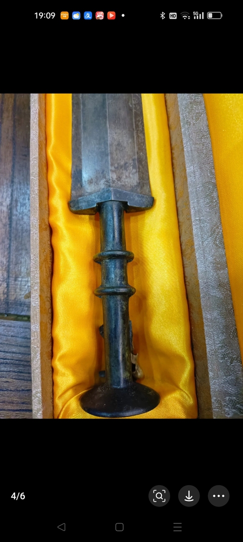 古玩銅器戰國竹節劍真品鑒賞圖