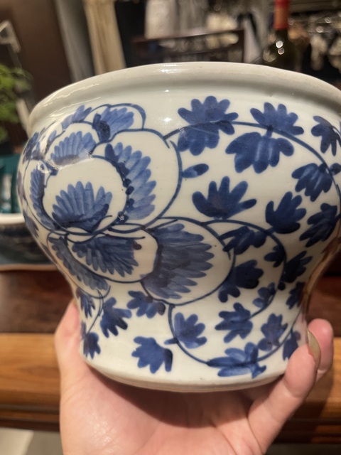 古玩陶瓷花卉紋青花馬蹄尊真品鑒賞圖
