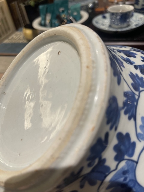 古玩陶瓷花卉紋青花馬蹄尊真品鑒賞圖