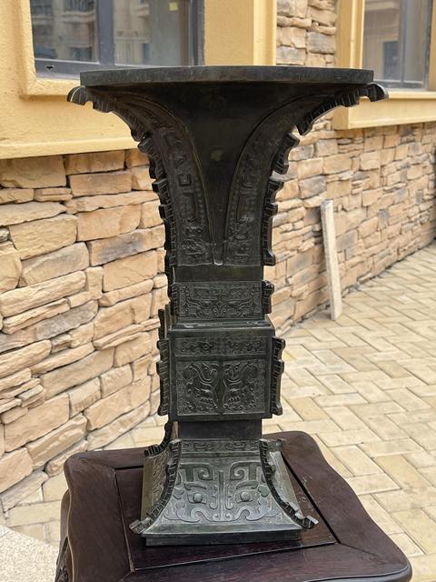 古玩銅器銅花觚真品鑒賞圖