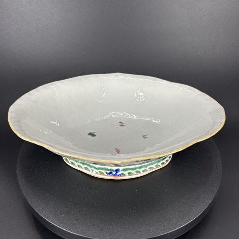 古玩陶瓷粉彩趙子龍救主圖貢碗真品鑒賞圖