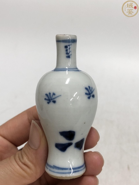古玩陶瓷康熙·青花花卉紋小瓶拍賣,當(dāng)前價(jià)格6700元