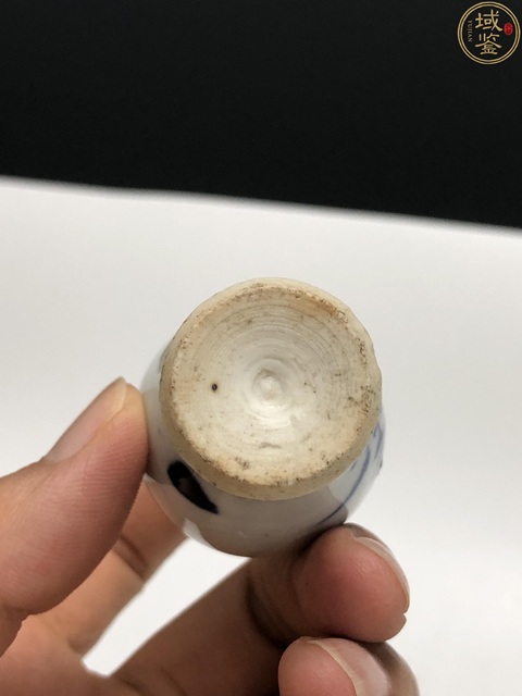 古玩陶瓷康熙·青花花卉紋小瓶拍賣,當(dāng)前價(jià)格6700元