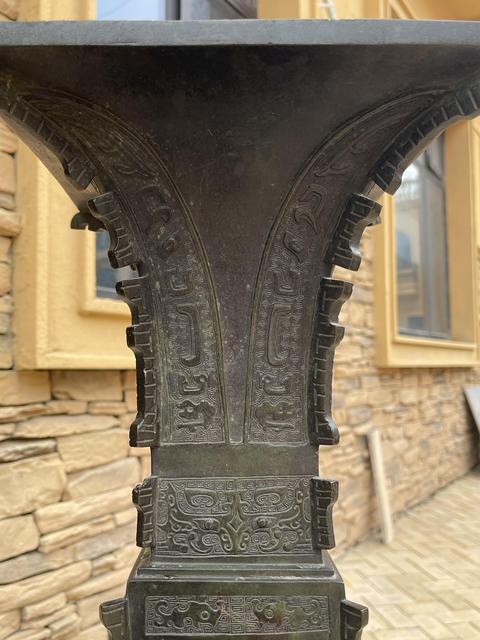 古玩銅器銅花觚真品鑒賞圖
