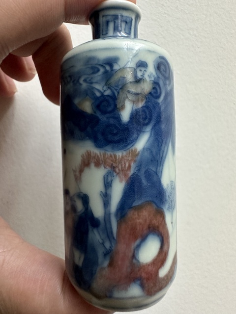 古玩陶瓷青花釉里紅鼻煙壺真品鑒賞圖