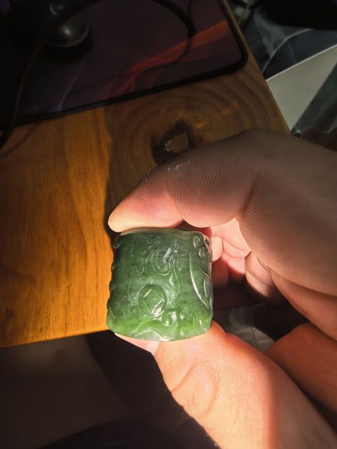 古玩玉器龍紋扳指真品鑒賞圖