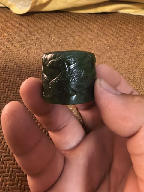 古玩玉器龍紋扳指真品鑒賞圖
