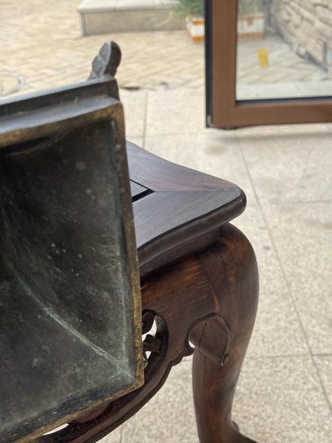 古玩銅器花觚真品鑒賞圖
