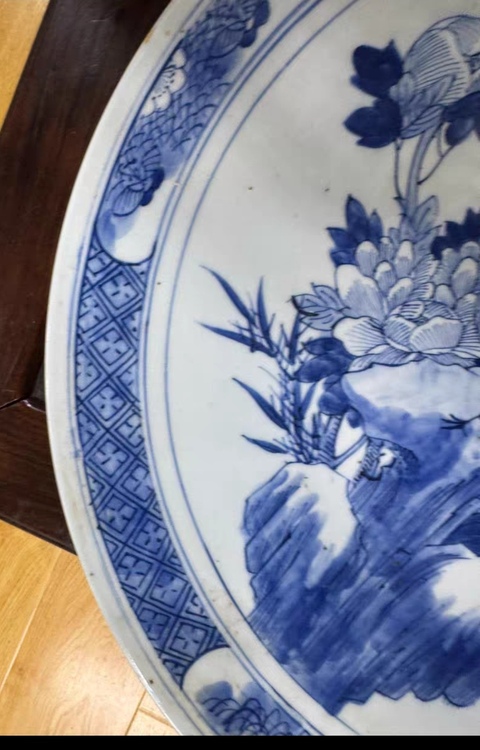 古玩陶瓷花鳥紋青花盤真品鑒賞圖
