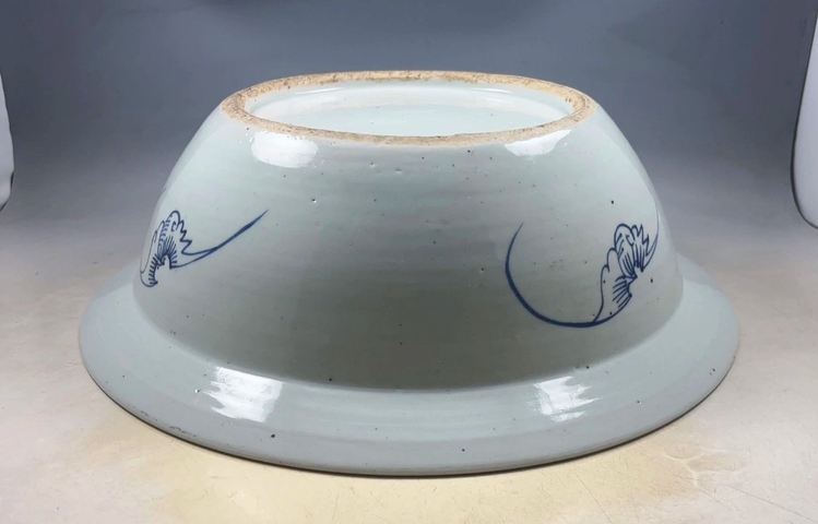古玩陶瓷青花纏枝花卉紋洗手盆真品鑒賞圖