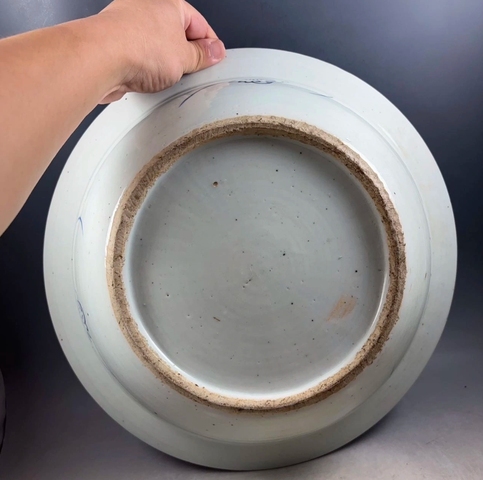 古玩陶瓷青花纏枝花卉紋洗手盆真品鑒賞圖