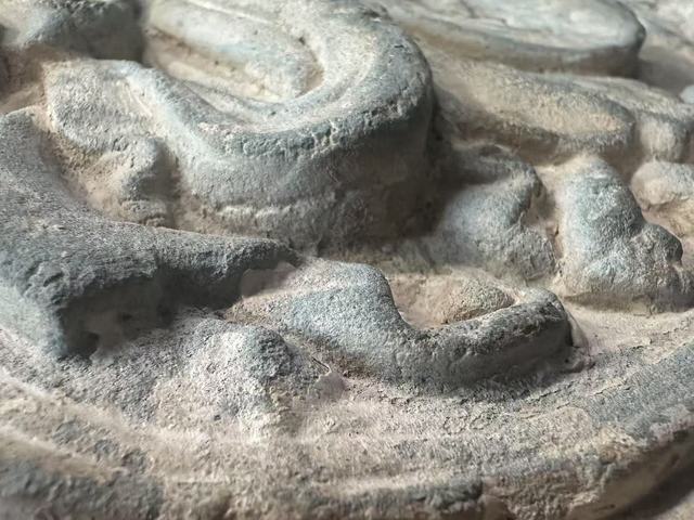 古玩陶瓷天女散花圖磚雕真品鑒賞圖