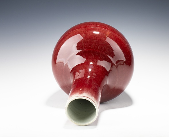 古玩陶瓷郎紅釉天球瓶真品鑒賞圖