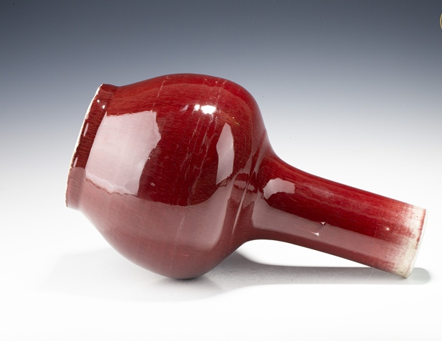 古玩陶瓷郎紅釉天球瓶真品鑒賞圖