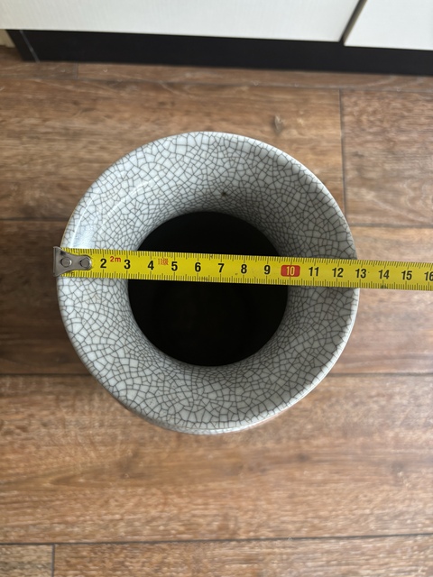 古玩陶瓷哥釉五彩人物故事紋撇口瓶拍賣，當(dāng)前價(jià)格999元