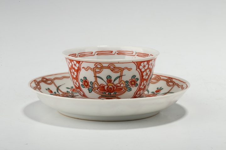 古玩陶瓷清早·五彩開窗花籃紋杯碟一套真品鑒賞圖