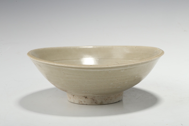 古玩陶瓷宋元·青釉劃花紋碗真品鑒賞圖