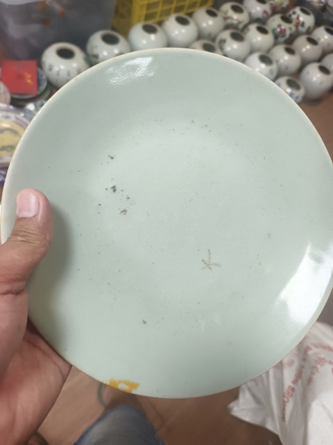 古玩陶瓷豆青釉盤真品鑒賞圖