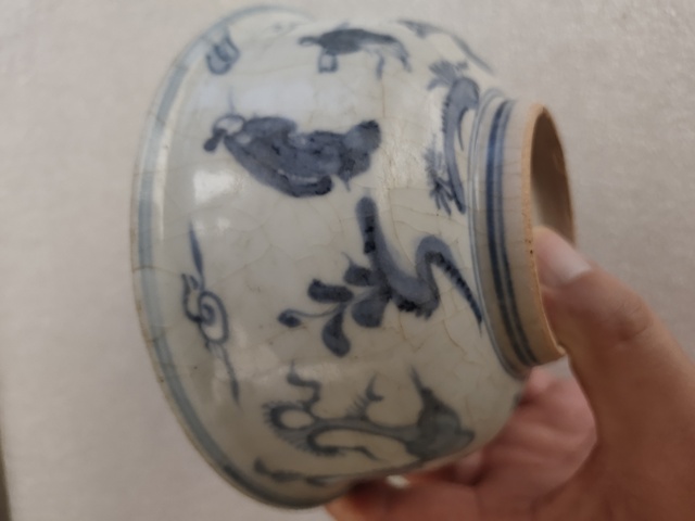 古玩陶瓷人物紋青花碗真品鑒賞圖