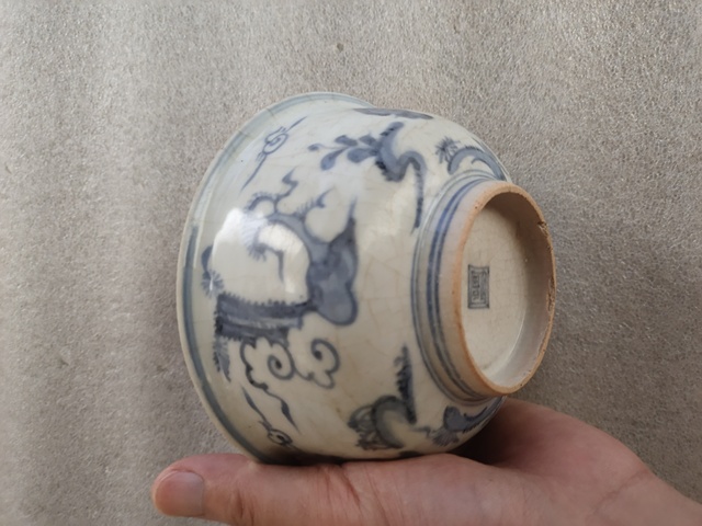 古玩陶瓷人物紋青花碗真品鑒賞圖