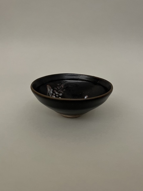 古玩陶瓷吉州窯月影梅紋茶盞拍賣，當前價格1288元