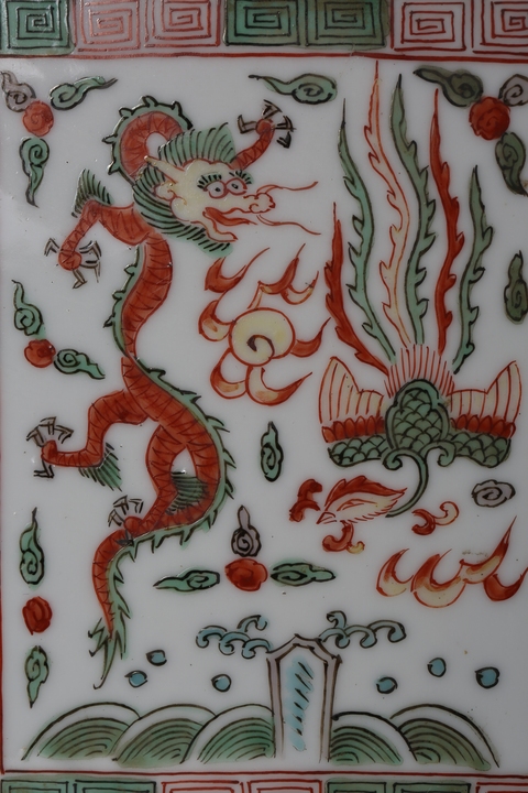 古玩陶瓷五彩龍鳳紋瓷板畫真品鑒賞圖