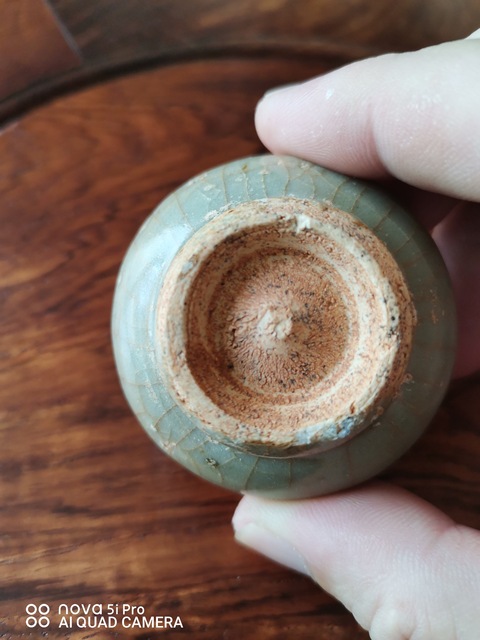 古玩陶瓷龍泉青瓷罐真品鑒賞圖
