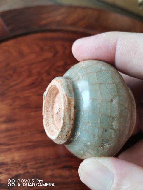 古玩陶瓷龍泉青瓷罐真品鑒賞圖