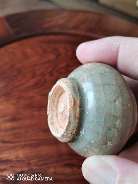 古玩陶瓷龍泉青瓷罐真品鑒賞圖