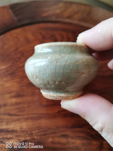 古玩陶瓷龍泉青瓷罐真品鑒賞圖