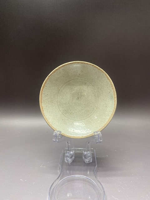 古玩陶瓷宋代·芒口影青盤(pán)拍賣,當(dāng)前價(jià)格139元