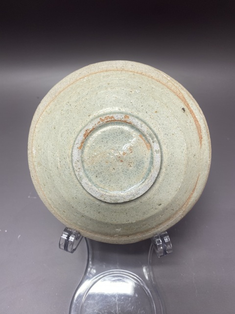 古玩陶瓷宋代·芒口影青盤(pán)拍賣,當(dāng)前價(jià)格139元