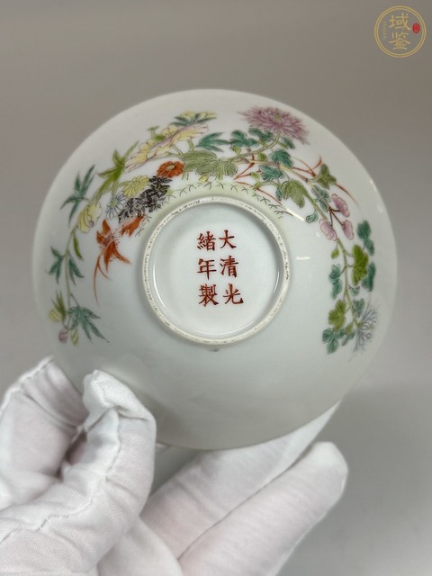 古玩陶瓷民國(guó) 粉彩花卉紋斗笠碗真品鑒賞圖