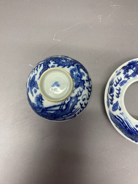 古玩陶瓷清晚期·【龍鳳呈祥】青花三才蓋碗拍賣,當前價格4200元