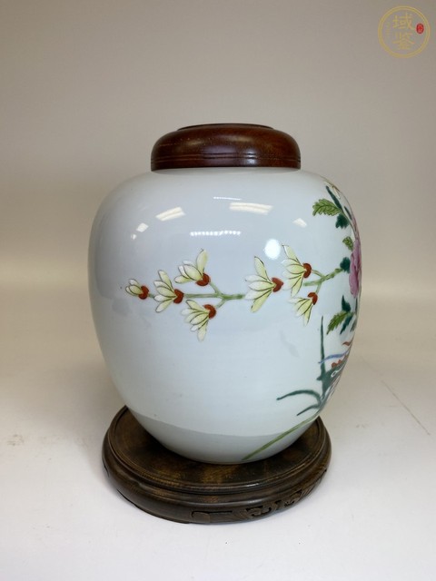 古玩陶瓷清乾隆 粉彩鳳穿牡丹蓋罐真品鑒賞圖