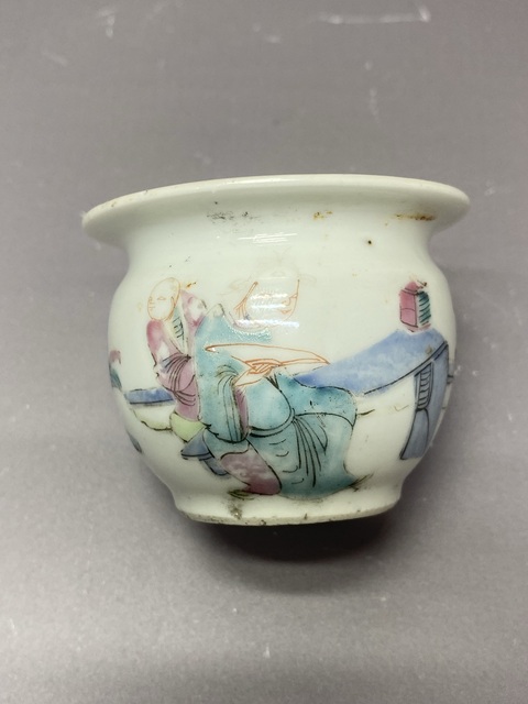 古玩陶瓷人物紋粉彩鳥食罐真品鑒賞圖