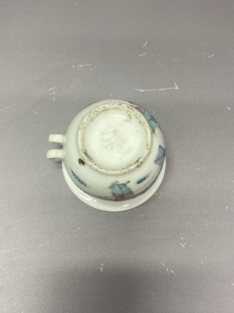 古玩陶瓷人物紋粉彩鳥食罐真品鑒賞圖