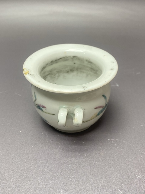 古玩陶瓷人物紋粉彩鳥食罐真品鑒賞圖