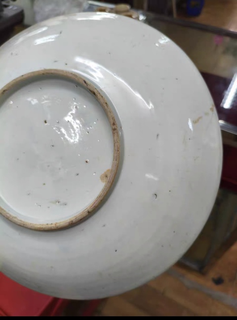 古玩陶瓷花卉紋青花盤真品鑒賞圖